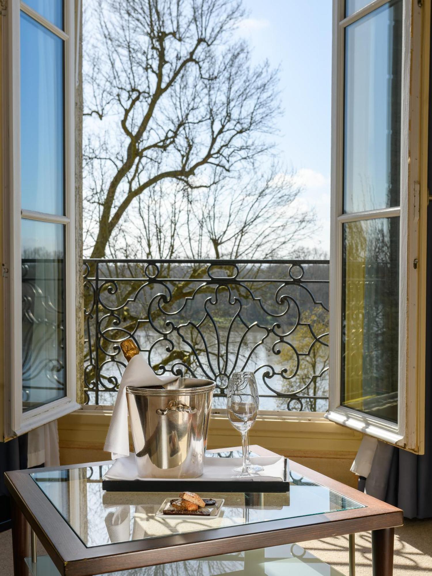 Hotel Les Hautes Roches Rochecorbon Eksteriør bilde